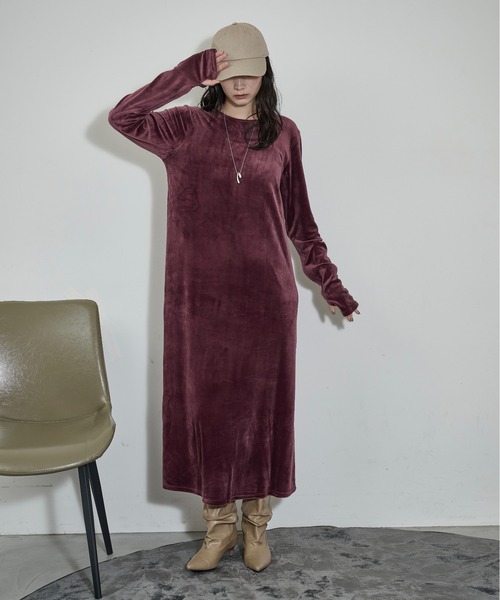 THE YOn(ザヨン)の「ロゴ刺繍ベロアワンピース(ワンピース・レディース・オリーブ/プラム/ブラウン・FREE)」の12枚目の写真