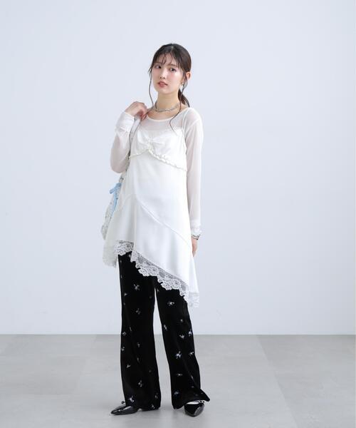 FREE'S MART(フリーズマート)の「◆ベロア刺繍総柄フレアパンツ(その他パンツ・レディース・ブラック系その他/グレー系その他・MEDIUM/SMALL)」の8枚目の写真