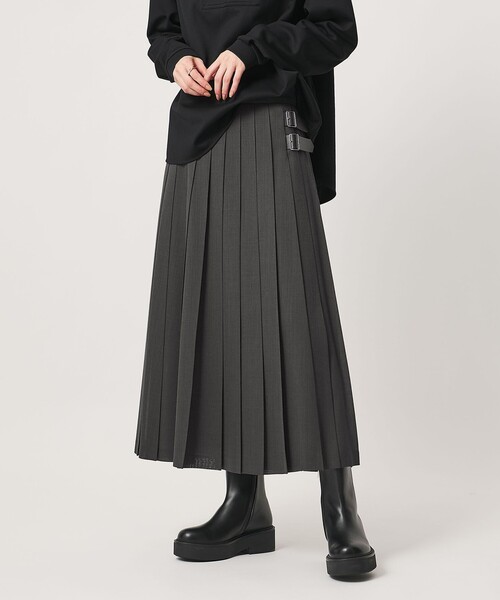 UNITED ARROWS（ユナイテッドアローズ）の「ベルト プリーツ スカート（スカート・レディース・その他2/ダークグレー・38/36）」の2枚目の写真