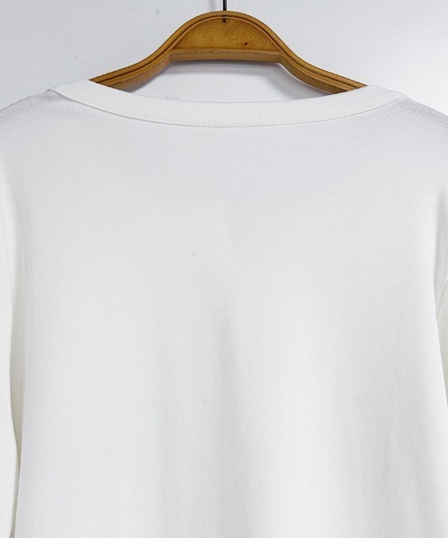 ONEP STAR（ワンピスター）の「キーネック長袖カットソー（Tシャツ/カットソー・レディース・ブラック/ホワイト・MEDIUM/LARGE/X-LARGE）」の12枚目の写真
