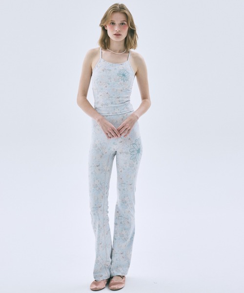 Mardi Mercredi(マルディメクルディ)の「BEURRE ULTIMATE COMFORT halter neck top fleur printed / ブール アルティメット コンフォート ホルターネック トップ フルール プリンテッド(キャミソール・レディース・グレイッシュブルー/ミント・M/L/S)」の7枚目の写真