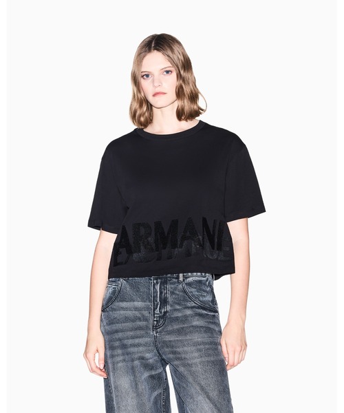 ARMANI EXCHANGE(アルマーニエクスチェンジ)の「【A|X アルマーニ エクスチェンジ】デュアルロゴ 半袖クルーネックTシャツ/CROPPED(Tシャツ/カットソー・レディース・ブラック/ホワイト・LARGE/MEDIUM/SMALL/X-LARGE/X-SMALL)」の2枚目の写真