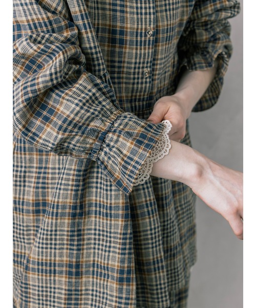 Samansa Mos2(サマンサ モスモス)の「【Cross×Linen】ふんわりチュニック(チュニック・レディース・キナリ/チャコール/レッド/ベージュ・F)」の16枚目の写真