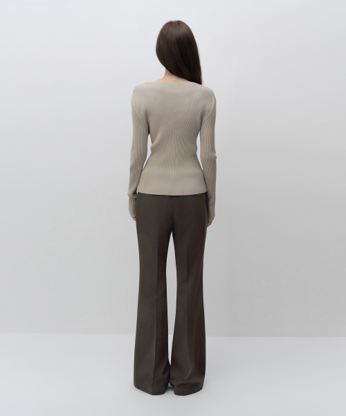MUSINSA STANDARD WOMAN（ムシンサスタンダードウーマン）の「ウィメンズフレアヒドゥンバンディングスラックス[バンダイクブラウン]（スラックス・レディース・その他・24/25/26/27/28/29/30）」の3枚目の写真