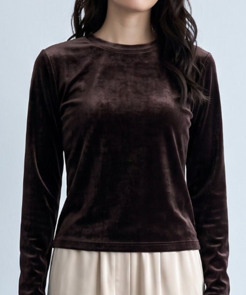 umune(ウムネ)の「秋冬のスタイリングに華やかさをプラスする♪クラッシュベロア長袖カットソー(Tシャツ/カットソー・レディース・ブラウン/ブラック・FREE)」の12枚目の写真