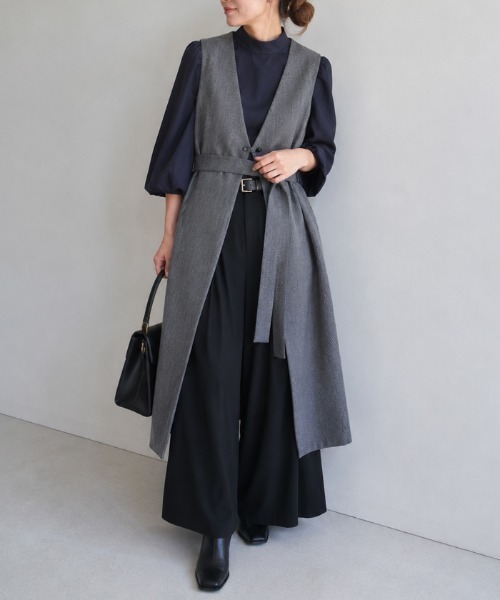 aquagarage(アクアガレージ)の「2wayボリュームスリーブボウタイブラウス(シャツ/ブラウス・レディース・オフホワイト/ネイビー/ブラック・M/L)」の13枚目の写真