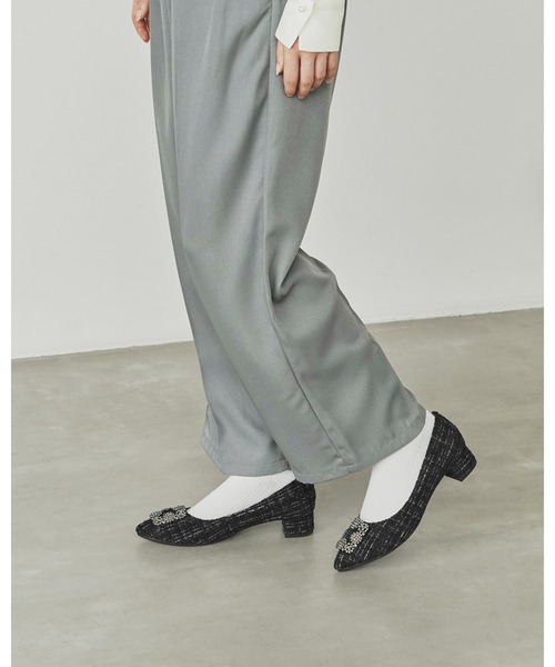 Emma Francis(エマフランシス)の「【早割5%OFF|9/27(日)まで】ビジュー 3cm パンプス(パンプス・レディース・ブラウン/ブラック/ブルー・24.5cm/24.0cm/25.0cm/22.5cm/23.0cm/23.5cm/22.0cm)」の10枚目の写真