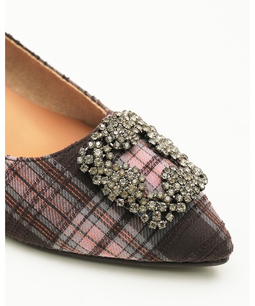 Emma Francis(エマフランシス)の「【早割5%OFF|9/27(日)まで】ビジュー 3cm パンプス(パンプス・レディース・ブラウン/ブラック/ブルー・24.5cm/24.0cm/25.0cm/22.5cm/23.0cm/23.5cm/22.0cm)」の14枚目の写真