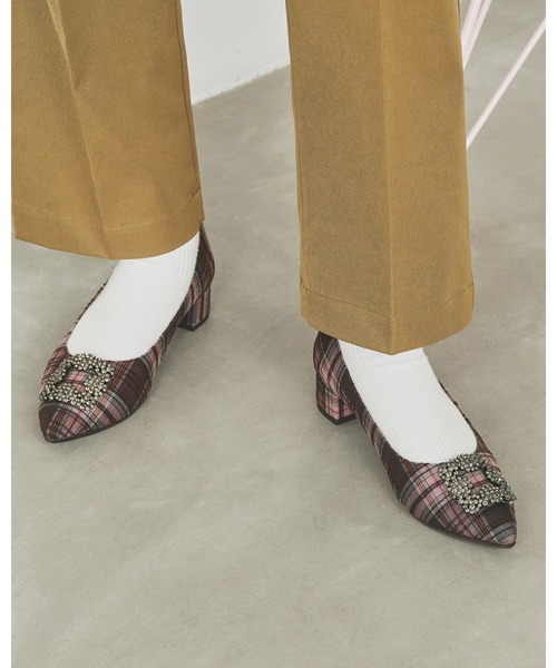 Emma Francis(エマフランシス)の「【早割5%OFF|9/27(日)まで】ビジュー 3cm パンプス(パンプス・レディース・ブラウン/ブラック/ブルー・24.5cm/24.0cm/25.0cm/22.5cm/23.0cm/23.5cm/22.0cm)」の18枚目の写真