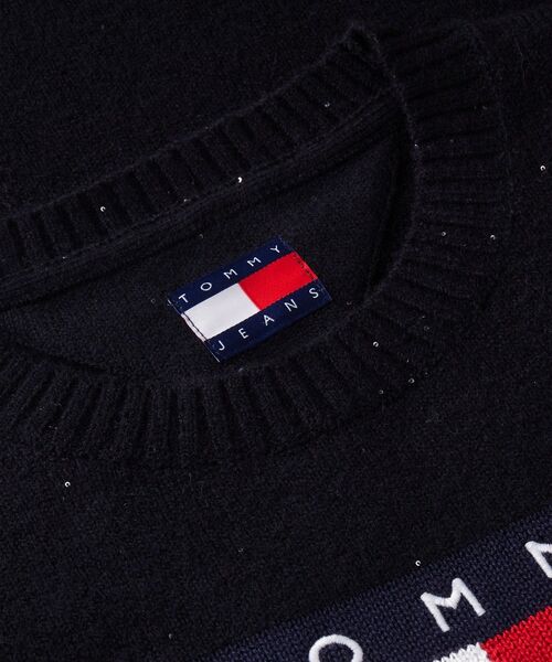tommy jeans(トミー ジーンズ)の「スパークルフラッグセーターワンピース(ワンピース・レディース・ブラック・X-SMALL/SMALL/MEDIUM)」の5枚目の写真