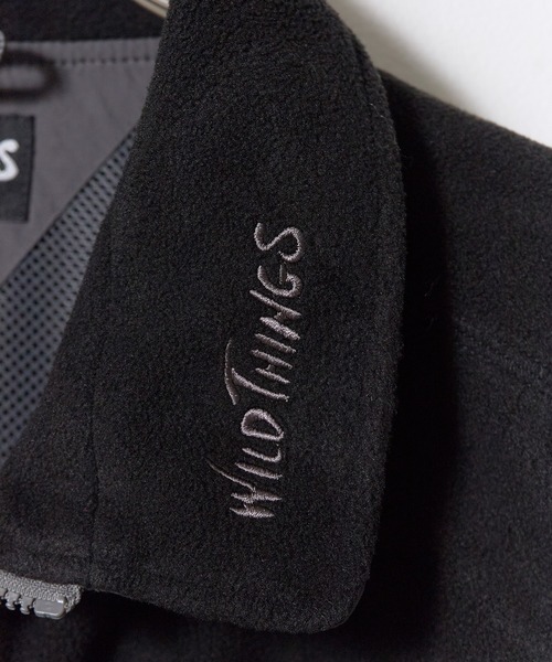 WILD THINGS(ワイルドシングス)の「WILD THINGS/ワイルドシングス BULKY FLEECE VEST バルキー フリース ベスト ミニマル メンズ レディース ロゴ刺繍 2026秋冬 秋服 冬服(ベスト・メンズ・ブラック・M/L/XL)」の8枚目の写真