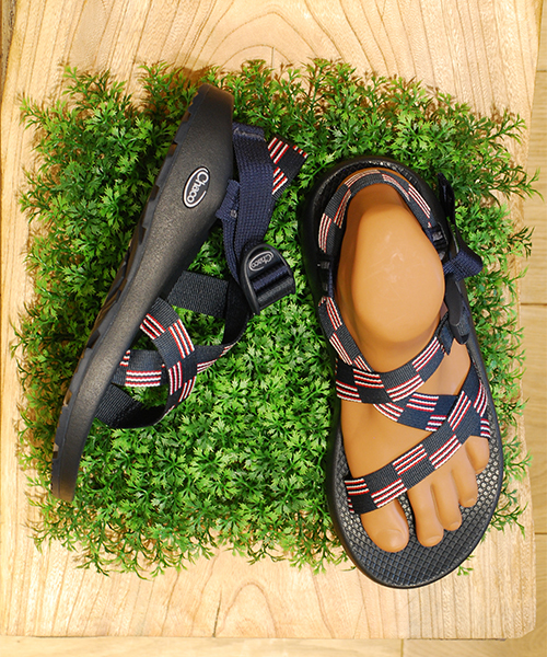 Chaco(チャコ)の「CHACO/チャコ Z1 CLASSIC/クラシック(サンダル・メンズ・ネイビー/ブラウン/グリーン/ストライプ/ブラック/グレー/カーキブラウン/ブルー系その他・28.0cm/26.0cm/25.0cm/27.0cm)」の8枚目の写真