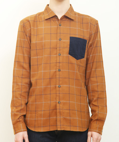 Design Tshirts Store graniph（デザイン　ティーシャツ　ストア　グラニフ）の「ミックスファブリックシャツ（シャツ/ブラウス・メンズ・オレンジ・X-SMALL/MEDIUM/LARGE/SMALL）」の3枚目の写真