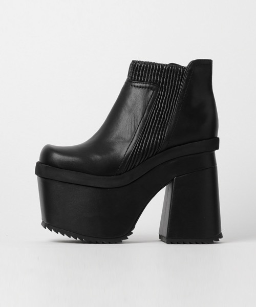 Jeffrey Campbell(ジェフリーキャンベル)の「ボリュームソール厚底ショートブーツ(ブーツ・レディース・ブラック・37/38/36/35/39)」の5枚目の写真