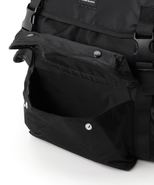 RODEO CROWNS WIDE BOWL（ロデオクラウンズワイドボウル）の「ビッグフラップ 2WAY リュック（ショルダーバッグ・レディース・カーキ/ブラック/ネイビー・FREE）」の6枚目の写真