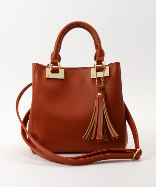 MONICA（モニカ）の「タッセル付　ショルダートート　Sサイズ（ショルダーバッグ・レディース・ブラック/アイボリー/グレー/レッド/ブラウン/グレー系その他・FREE）」の6枚目の写真