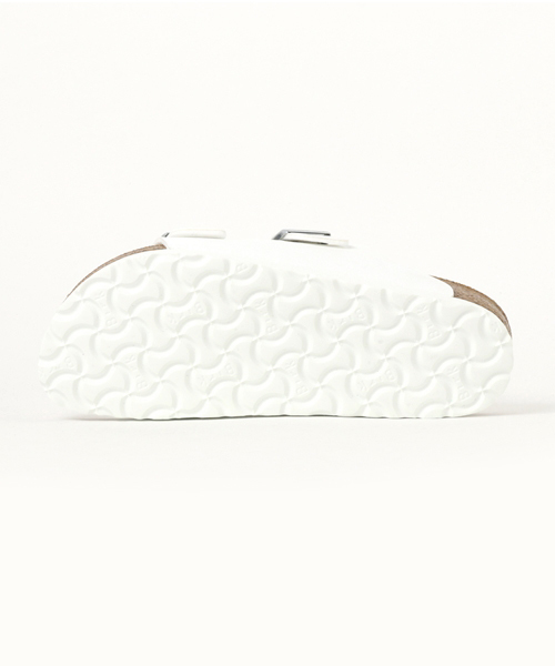 BIRKENSTOCK（ビルケンシュトック）の「【BIRKENSTOCK】ARIZONA BIRKO FLOR（サンダル・レディース・ネイビー/ホワイト・24.0cm/24.5cm/23.5cm/23.0cm）」の4枚目の写真