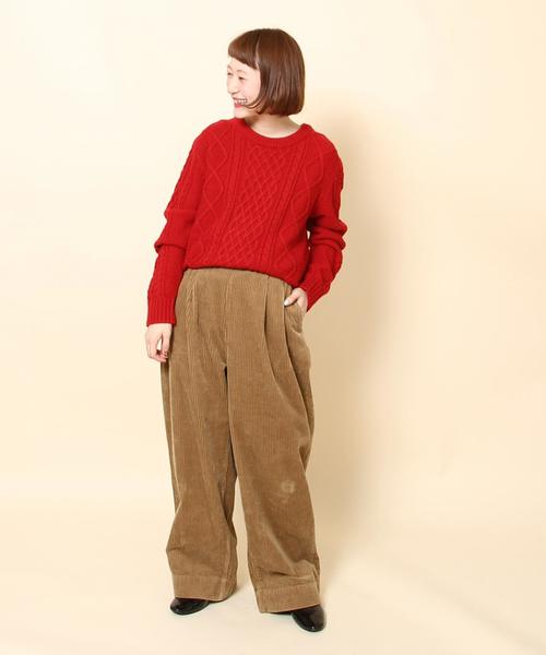 coen（コーエン）の「オーバーサイズケーブルニット(キャメル / ワイン / オリーブ ⇒ WEB限定カラー)（ニット/セーター・レディース・ベージュ/オリーブ/レッド/ワイン/オフホワイト/キャメル・FREE）」の20枚目の写真