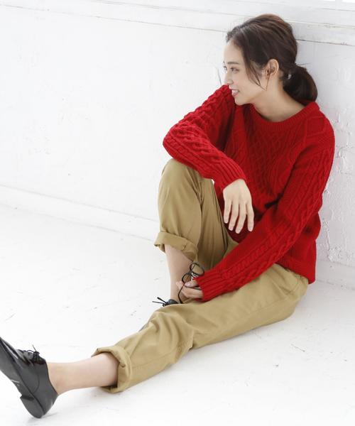 coen（コーエン）の「オーバーサイズケーブルニット(キャメル / ワイン / オリーブ ⇒ WEB限定カラー)（ニット/セーター・レディース・ベージュ/オリーブ/レッド/ワイン/オフホワイト/キャメル・FREE）」の10枚目の写真