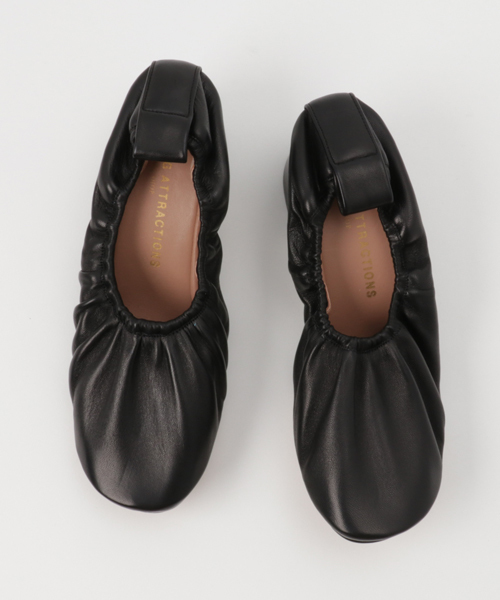 COMING ATTRACTIONS(カミングアトラクションズ)の「COMING ATTRACTIONS / ギャザーバレエシューズ ヒール(パンプス・レディース・ブルー/ホワイト/ブラック・36/37/38)」の5枚目の写真