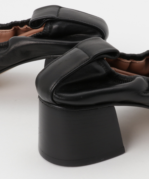 COMING ATTRACTIONS(カミングアトラクションズ)の「COMING ATTRACTIONS / ギャザーバレエシューズ ヒール(パンプス・レディース・ブルー/ホワイト/ブラック・36/37/38)」の7枚目の写真