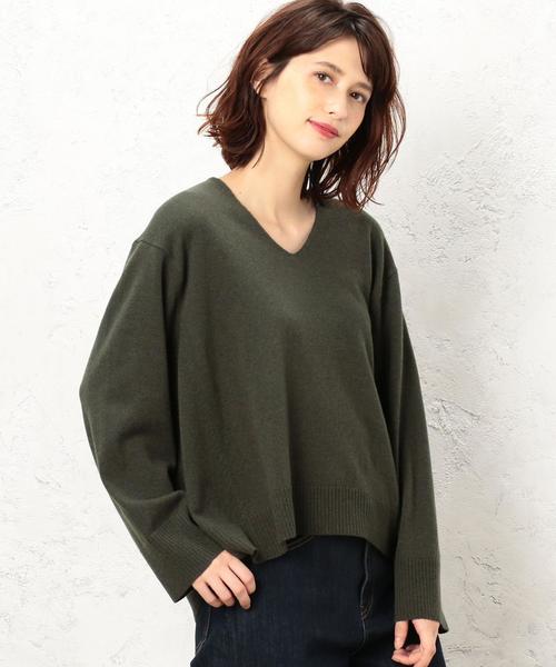 green label relaxing（グリーンレーベルリラクシング）の「KF ウールカシミヤ ワイド リッタイ Vネック ニット ◆（ニット/セーター・レディース・ライトグレー/ライトブルー/ベージュ/ネイビー/オフホワイト/オリーブ/ピンク/イエロー・FREE）」の4枚目の写真