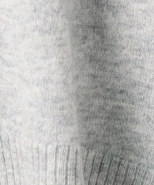 green label relaxing（グリーンレーベルリラクシング）の「KF ウールカシミヤ ワイド リッタイ Vネック ニット ◆（ニット/セーター・レディース・ライトグレー/ライトブルー/ベージュ/ネイビー/オフホワイト/オリーブ/ピンク/イエロー・FREE）」の11枚目の写真