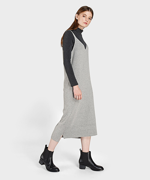 CHARLES & KEITH（チャールズ & キース）の「チェルシーカフブーツ / CHELSEA CALF BOOTS（ブーツ・レディース・バーガンディー/ブラック・23cm/22.5cm/23.5cm/25.5cm/24.5cm/25cm）」の8枚目の写真