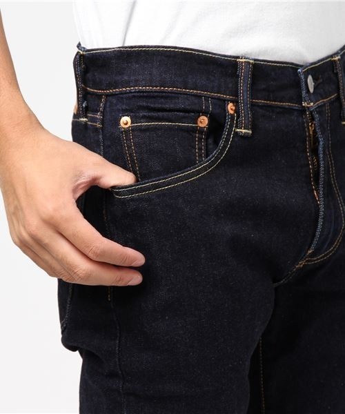 Levi's（リーバイス）の「Levi's/リーバイス 512(TM) スリムテーパードフィット インディゴブルー（デニムパンツ・メンズ・ダークインディゴブルー・27inch/28inch/29inch/30inch/31inch/32inch/33inch/34inch/31/36inch/30/29/28）」の19枚目の写真