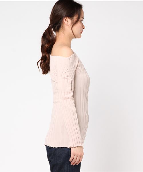 SHIPS(シップス)の「JANE SMITH:12Gワンショルダーニット(ニット/セーター・レディース・ベージュ/ブラウン/オリーブ・ONE SIZE)」の4枚目の写真