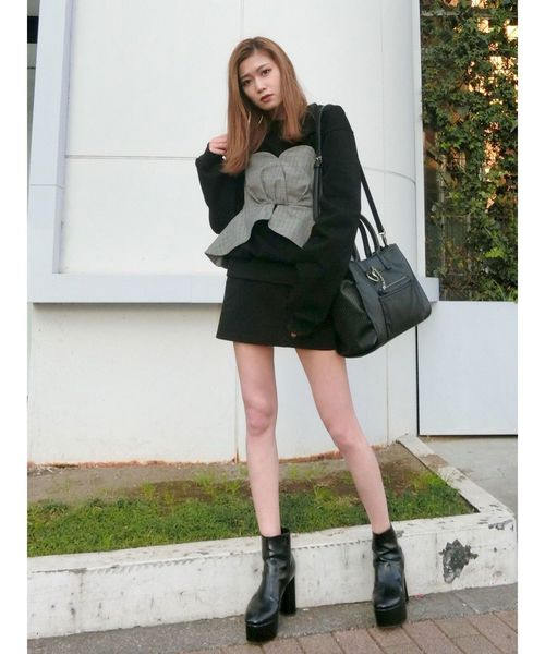 EMODA（エモダ）の「カーブセンターラインミニスカート（スカート・レディース・ブラック/オレンジ/その他1・SMALL/MEDIUM）」の9枚目の写真