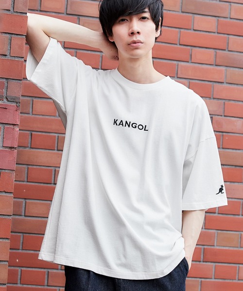 KANGOL（カンゴール）の「MONO-MART×KANGOL 別注ロゴ刺繍 プリント ビッグシルエットカットソー（Tシャツ/カットソー・メンズ・ホワイト/ブラック/ダークグリーン/ネイビー/ブラウン/グレー/イエロー/オレンジ/ライトブルー/ライトグリーン/サンドベージュ/ボルドー/ホワイト系その他/ブラック系その他/パープル系その他/オレンジ系その他/ベージュ系その他/グリーン系その他/ホワイト系その他2/ホワイト系その他3/ブラック系その他2/ブラック系その他3/ベージュ系その他2・FREE）」の2枚目の写真