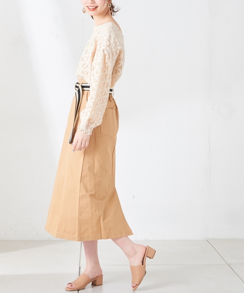 natural couture(ナチュラルクチュール)の「ラインベルト付きチノスカート(スカート・レディース・アイボリー/ベージュ/カーキ・FREE)」の16枚目の写真