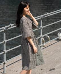 小花柄プリント前ボタンワンピース