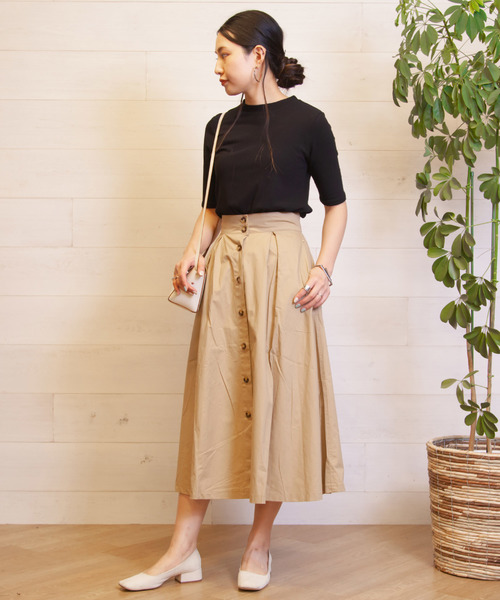 B.I.D.(ビーアイディー)の「BID / Front Button Box Tuck Flare Skirt(スカート・レディース・カーキ/ベージュ/ブルー/ネイビー/ブラック・FREE)」の17枚目の写真