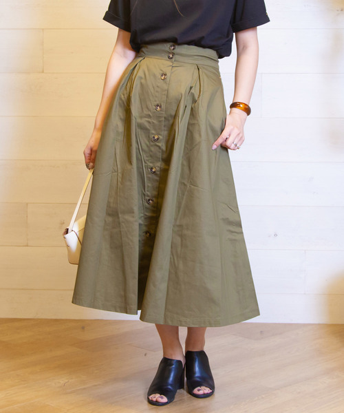 B.I.D.(ビーアイディー)の「BID / Front Button Box Tuck Flare Skirt(スカート・レディース・カーキ/ベージュ/ブルー/ネイビー/ブラック・FREE)」の21枚目の写真