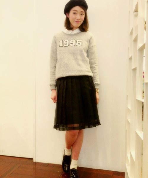 Another Edition(アナザーエディション)の「AE OGDY PLEATS SK(スカート・レディース・ブラック/レッド/ライラック・SMALL/MEDIUM)」の2枚目の写真