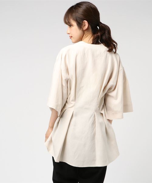 MAISON SPECIAL（メゾンスペシャル）の「ヴィスコースリネンタックチュニック 【MAISON SPECIAL/メゾンスペシャル】（シャツ/ブラウス・レディース・カーキ/アイボリー・FREE）」の4枚目の写真