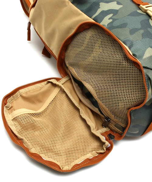 NIXON（ニクソン）の「NIXON WATERLOCK Ⅱ（バックパック/リュック・メンズ・ブラック/カモフラージュ・ONE SIZE）」の14枚目の写真