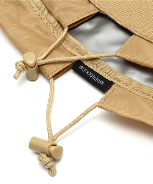 NIXON（ニクソン）の「NIXON WATERLOCK Ⅱ（バックパック/リュック・メンズ・ブラック/カモフラージュ・ONE SIZE）」の10枚目の写真