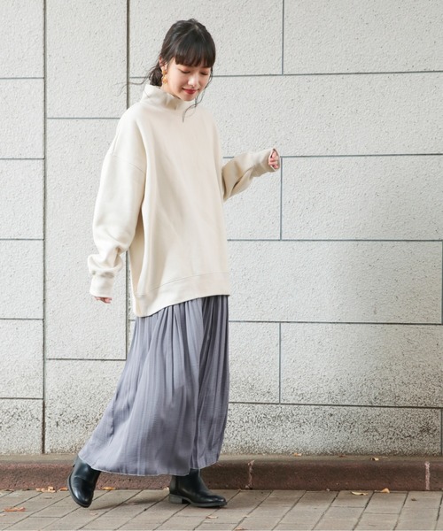 LOWRYS FARM（ローリーズファーム）の「サテンプリーツスカート　863178（スカート・レディース・ブラック/パープル/ブルー/アイボリー/ブラウン/ピンク・FREE）」の15枚目の写真