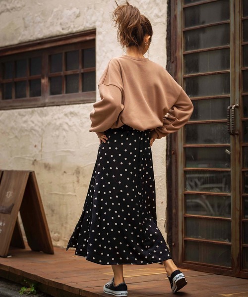 GeeRA(ジーラ)の「クルミボタンドットマーメイドスカート(スカート・レディース・ブラック/ベージュ・MEDIUM/LARGE/X-LARGE)」の5枚目の写真