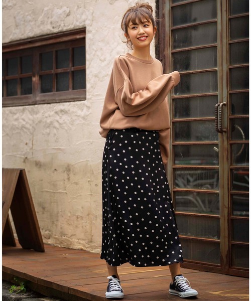 GeeRA(ジーラ)の「クルミボタンドットマーメイドスカート(スカート・レディース・ブラック/ベージュ・MEDIUM/LARGE/X-LARGE)」の3枚目の写真