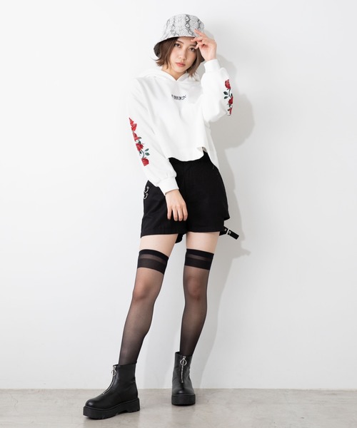 WEGO（ウィゴー）の「WEGO/スリーブ刺繍ショートビッグシルエットパーカー（パーカー・レディース・ブラック系その他/ホワイト/ブラック/その他1/その他2・FREE）」の6枚目の写真