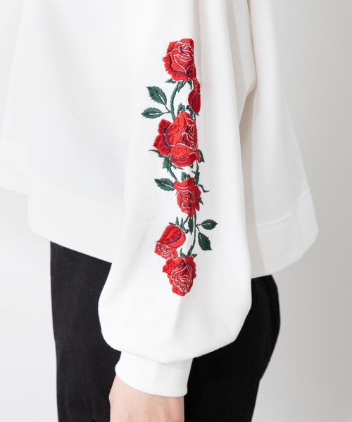 WEGO（ウィゴー）の「WEGO/スリーブ刺繍ショートビッグシルエットパーカー（パーカー・レディース・ブラック系その他/ホワイト/ブラック/その他1/その他2・FREE）」の16枚目の写真