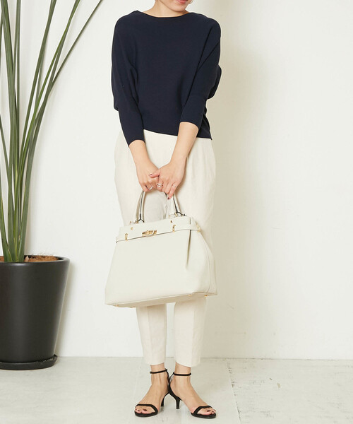 Liesse（リエス）の「アシンメトリープルオーバー（ニット/セーター・レディース・オフホワイト/グレー系その他/ネイビー/ピンク/レッド・FREE）」の3枚目の写真