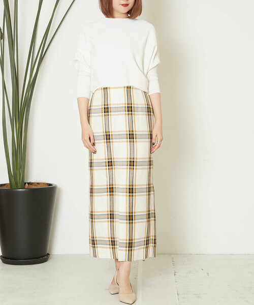 Liesse（リエス）の「アシンメトリープルオーバー（ニット/セーター・レディース・オフホワイト/グレー系その他/ネイビー/ピンク/レッド・FREE）」の10枚目の写真