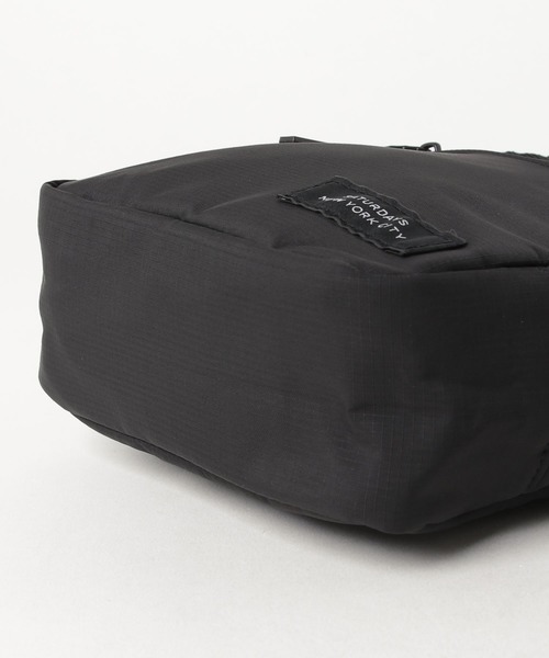 Saturdays NYC（サタデーズ ニューヨークシティ ）の「Mayden Shoulder Bag（ショルダーバッグ・メンズ・ブラック/レッド/その他・FREE）」の6枚目の写真