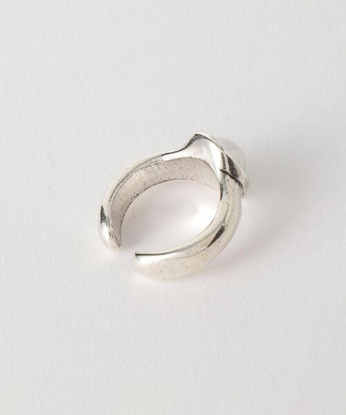 VELATTI（ヴェラッティ）の「＜VELATTI＞パールモチーフリング（リング・レディース・シルバー・FREE）」の2枚目の写真