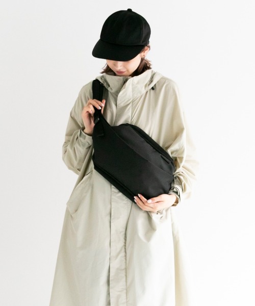 Cote&Ciel（コートエシエル）の「cote&ciel コートエシエル - ISARAU [ JAPAN LIMITED ]  ECO YARN BLACK（ボディバッグ/ウエストポーチ・メンズ・ブラック・FREE）」の12枚目の写真